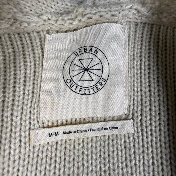 Urban Outfitters Oatmeal Cozy Cardigan Size M - Picture 2 of 4
